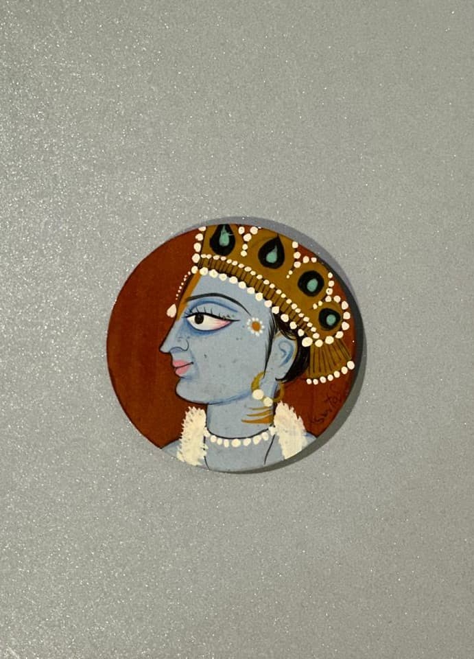Basohli Magnet: Crowned Krishna (Brown)